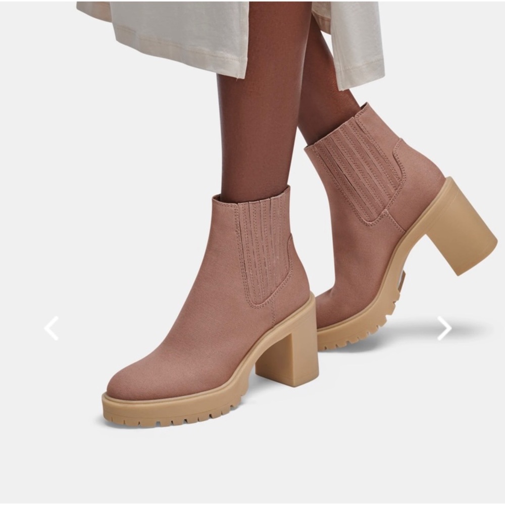 NWT! Dolce Vita Caster Boots in Cafe Canvas Size 6.5 - Picture 1 of 6